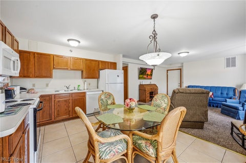 Tiny photo for 544 Caroline Avenue, Hubbard, OH 44425 (MLS # 5255775)