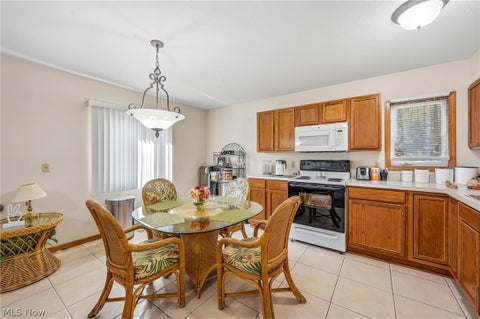 Tiny photo for 544 Caroline Avenue, Hubbard, OH 44425 (MLS # 5255775)