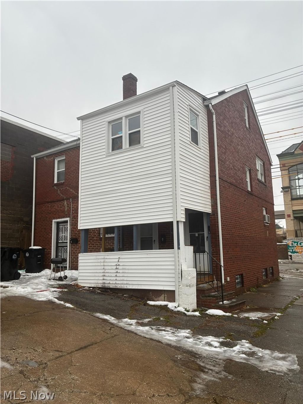 Photo of 4106 Lee Road, Cleveland, OH 44128 (MLS # 5180885)