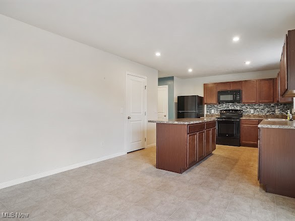 B-R5 Wintergreen Point Sub - Residential