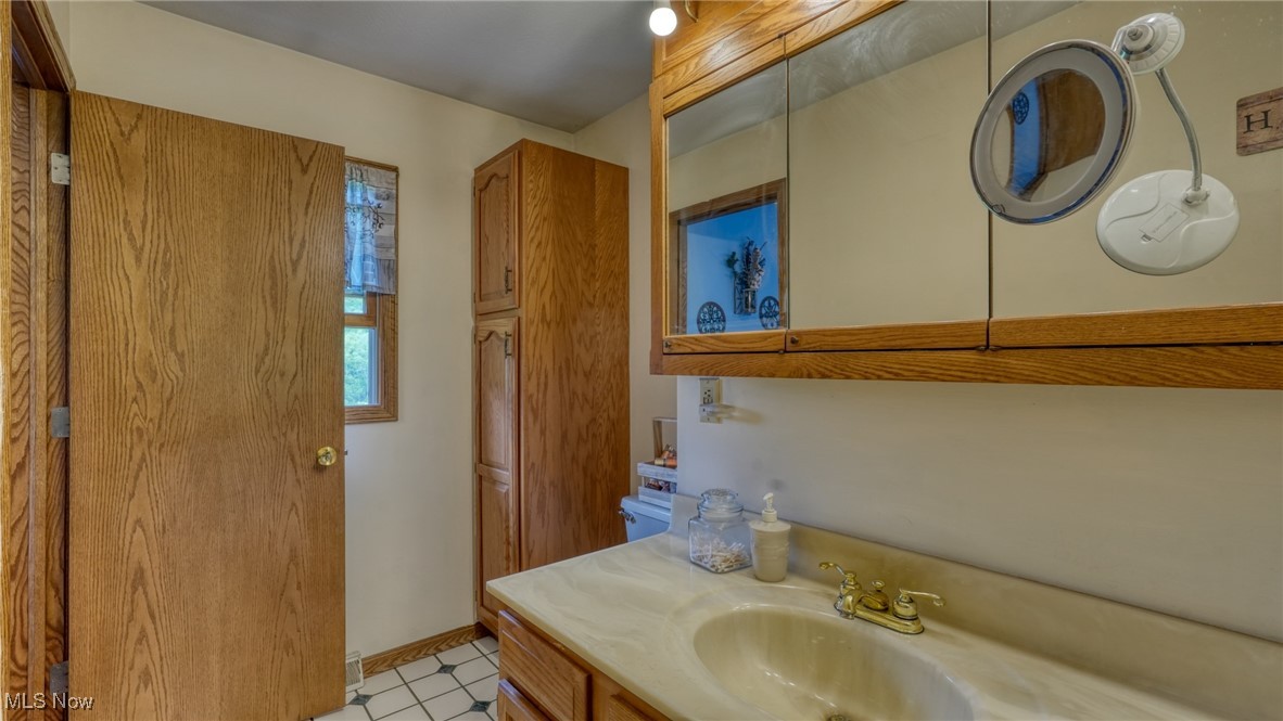 2631 Coopermill Road, Zanesville, Ohio image 40