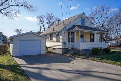 Tiny photo for 818 Wyoming Place NE, Massillon, OH 44646 (MLS # 5178398)