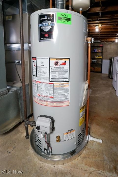 Tiny photo for 818 Wyoming Place NE, Massillon, OH 44646 (MLS # 5178398)