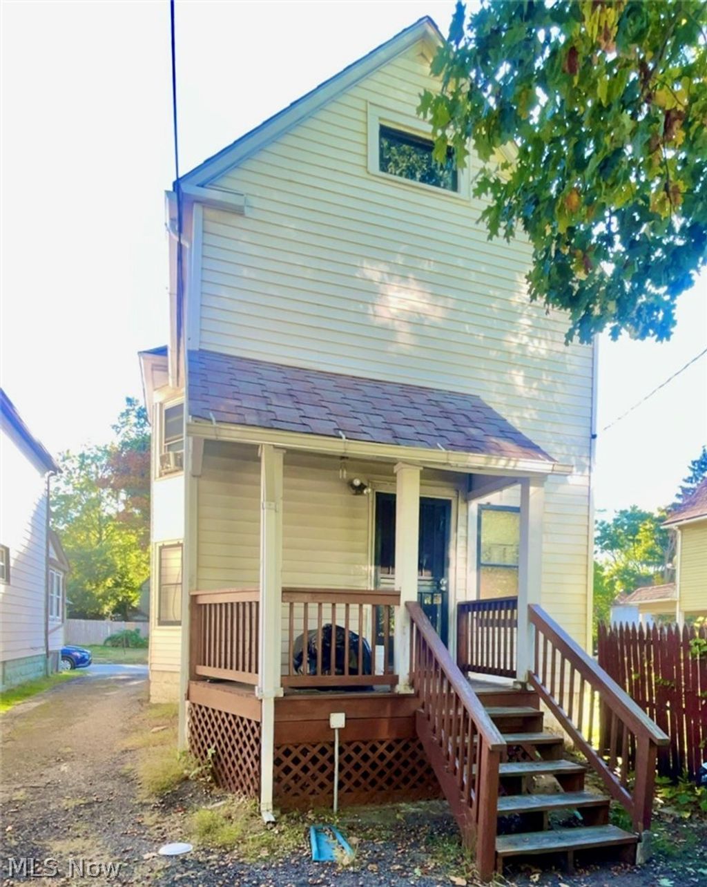 Photo of 1679 Lockwood Avenue, East Cleveland, OH 44112 (MLS # 5196221)