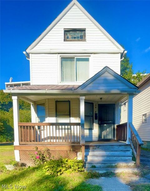 Homes For Sale - 1679 Lockwood Avenue<br/> East Cleveland, OH 44112