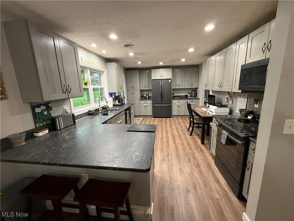 Crestwood Dev - Residential