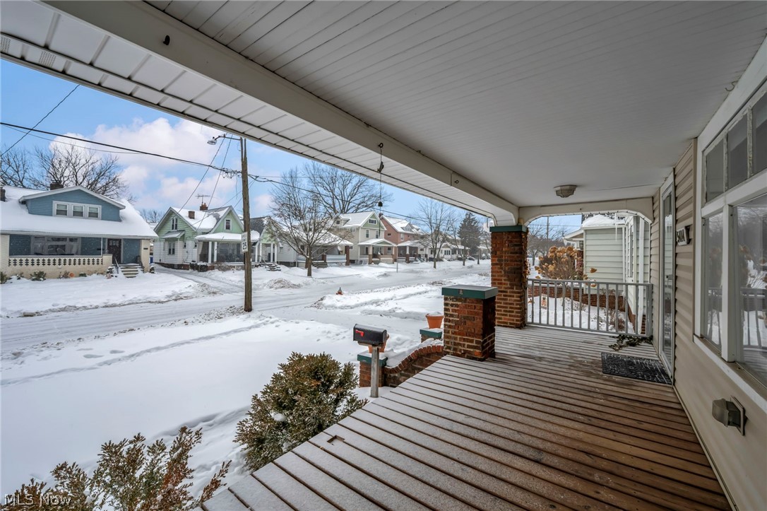 5414 Northcliff Avenue