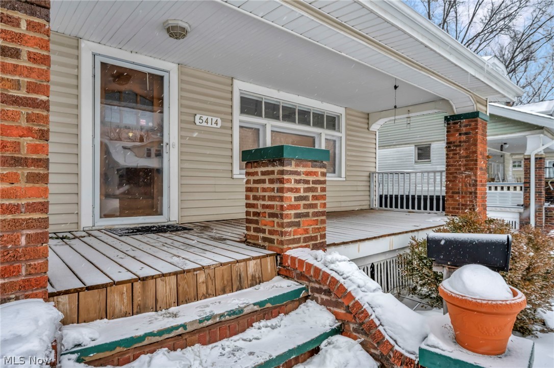 5414 Northcliff Avenue