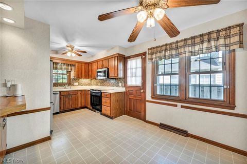 Tiny photo for 23066 Stoneybrook Drive, North Olmsted, OH 44070 (MLS # 5193634)