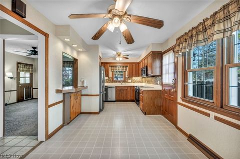 Tiny photo for 23066 Stoneybrook Drive, North Olmsted, OH 44070 (MLS # 5193634)