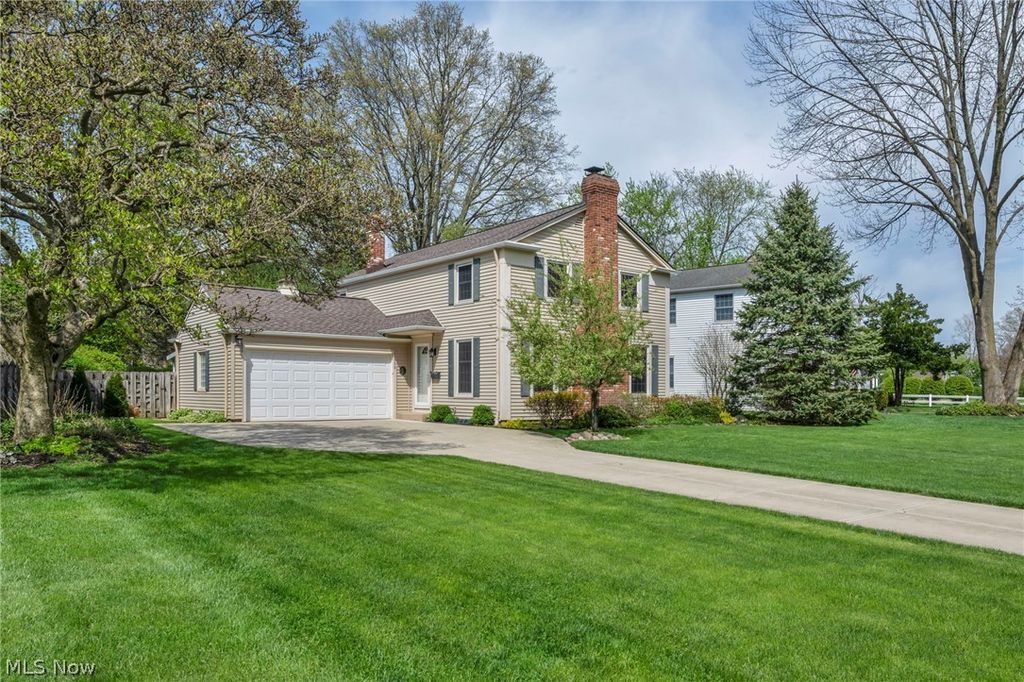 Photo of 23066 Stoneybrook Drive, North Olmsted, OH 44070 (MLS # 5193634)