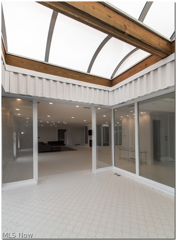 Acacia/Green Condo - Residential