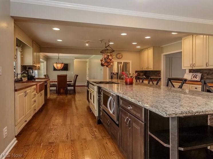 Munson 02 - Residential