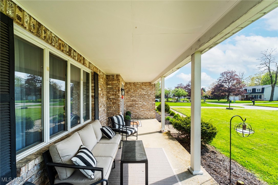8459 Four Seasons Trail, Poland, Ohio image 4
