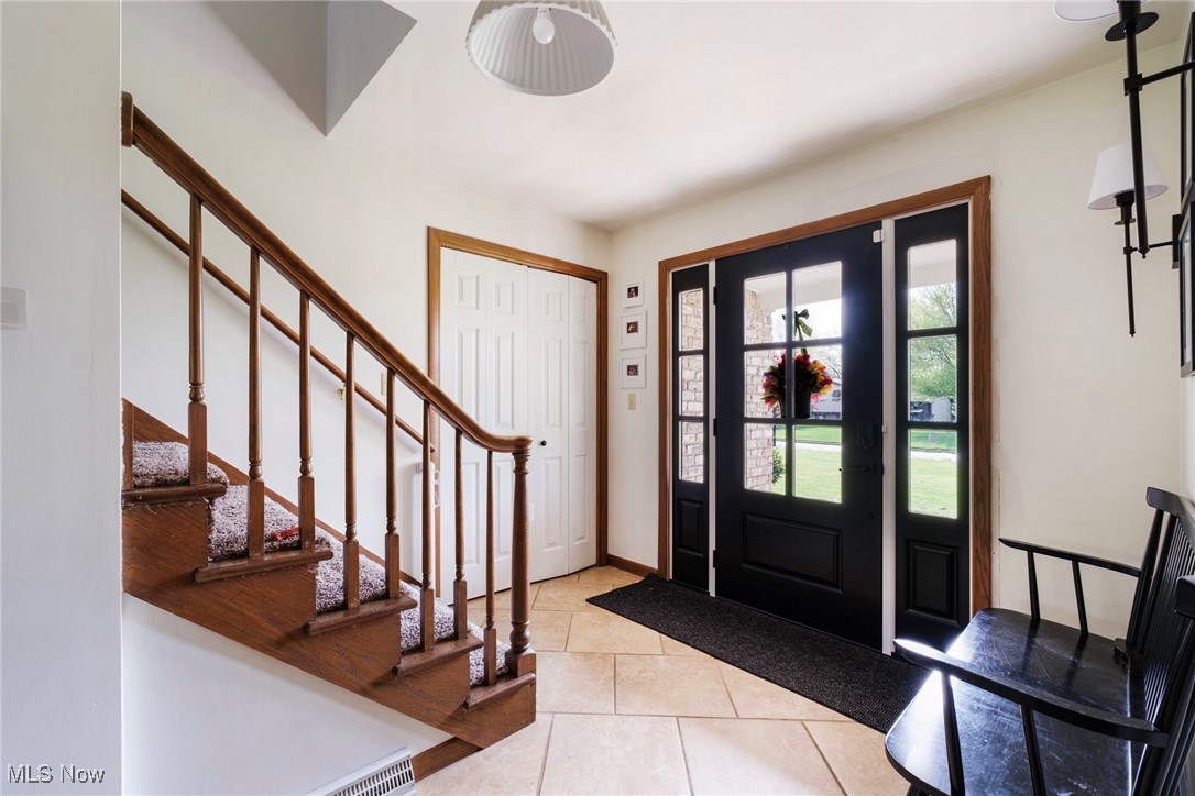 8459 Four Seasons Trail, Poland, Ohio image 6