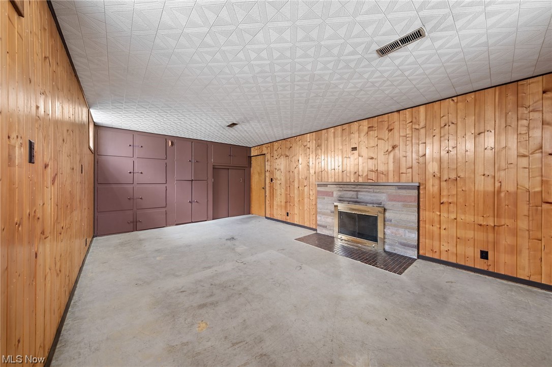 Village/East Canton - Residential