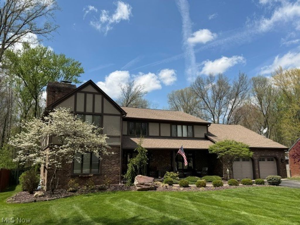Photo of 6640 Mill Creek Boulevard, Youngstown, OH 44512 (MLS # 5204746)