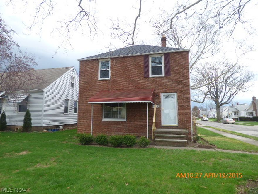 This is a Freddie Mac/Homesteps foreclosure property being sold as is. Freddie Mac has now implemented a new 20 day first look program for home owners to be able to purchase a property without competition from investors. HomeSteps offers an allowance up to $500 to homebuyers towards the purchase of a home warranty of their choice. It is the homebuyer’s responsibility to identify and select the home warranty company and plan. Investors are not eligible for the home warranty. Three bedroom brick colonial. New (3/2015) roof and furnace. Hardwood floors. Pre-qualification letter and/or proof of funds required with all offers.