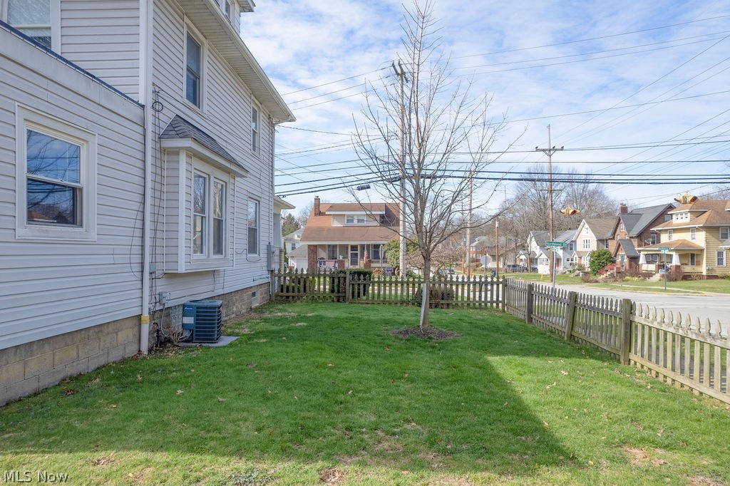 TR 1 E OF NORTH ST .130A - Residential