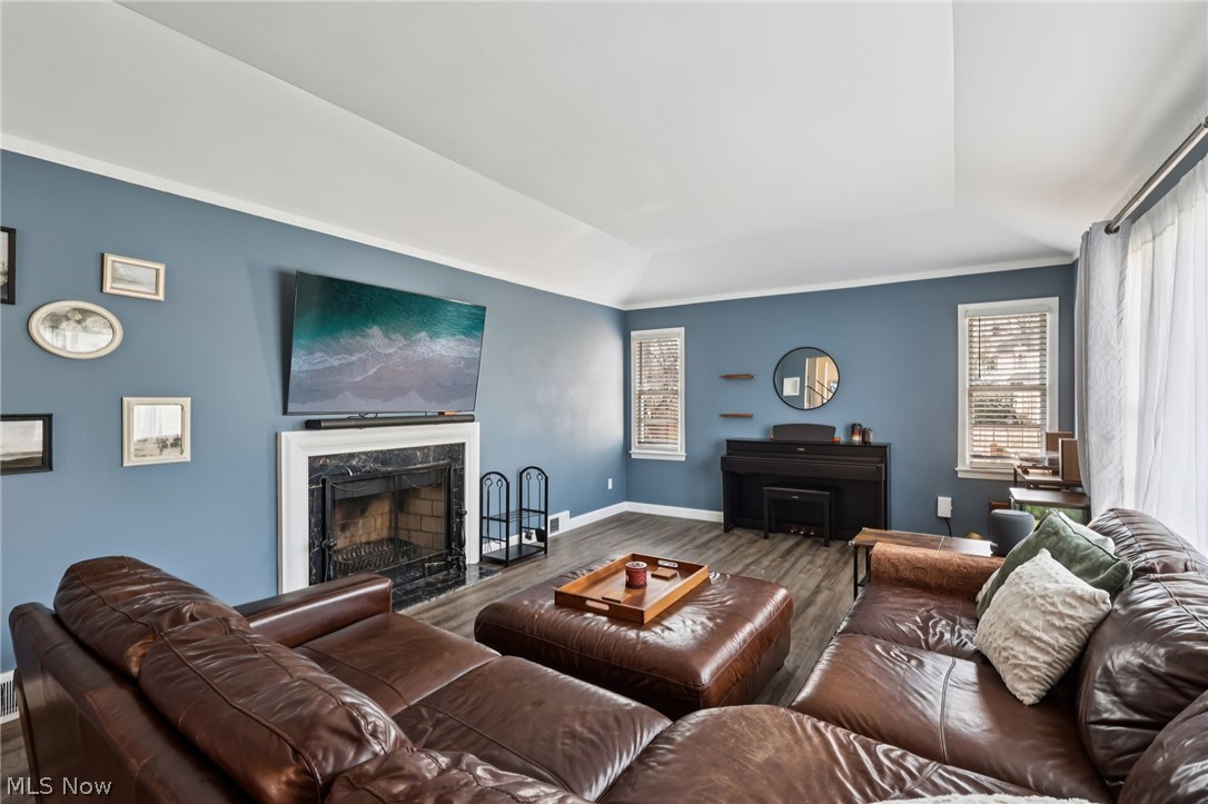 Heister Center Green Cos Gree - Residential