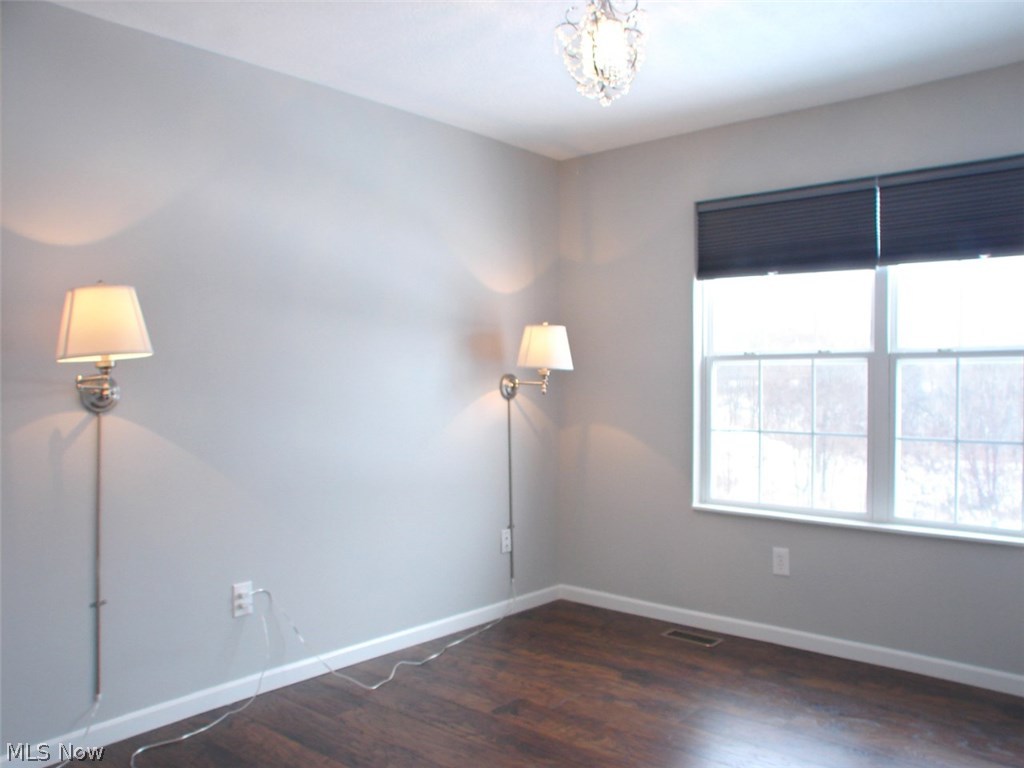 Emerald Lake Reserve Condo Ph 01a - Residential