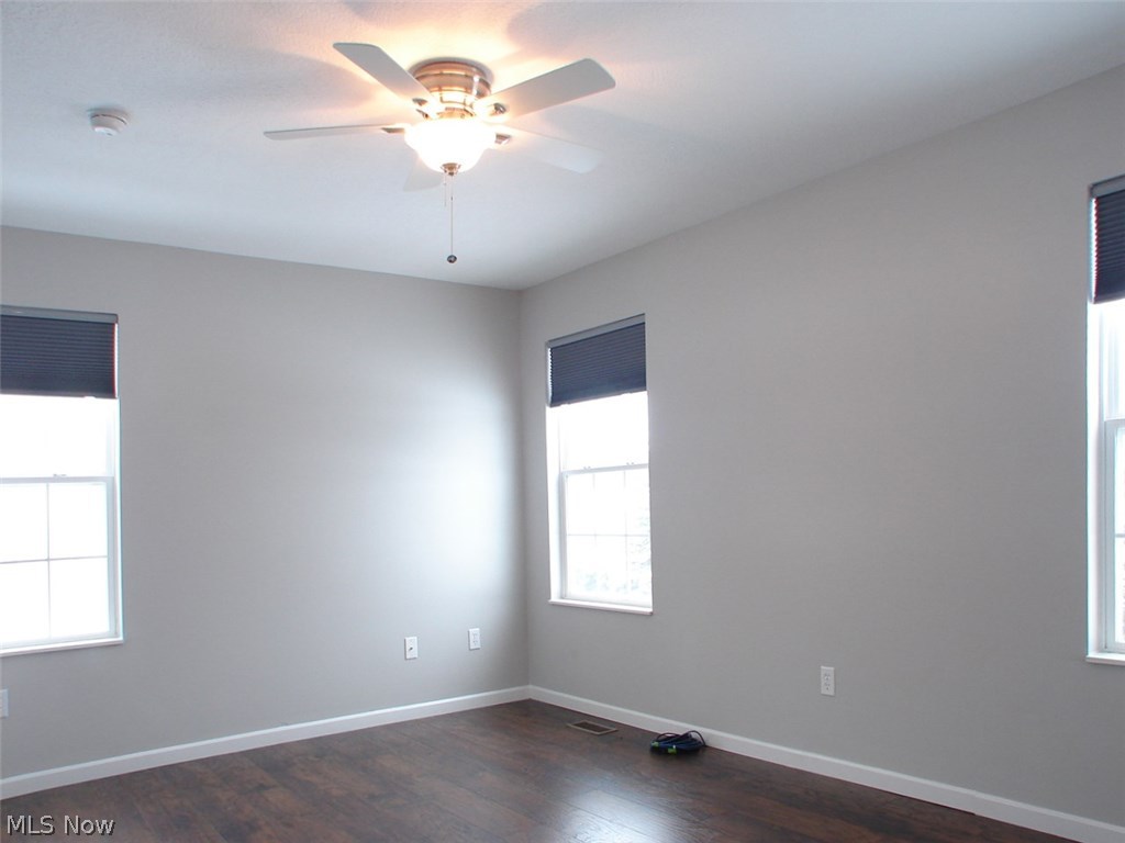 Emerald Lake Reserve Condo Ph 01a - Residential