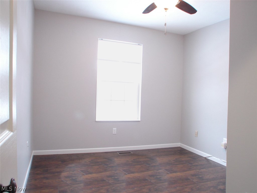 Emerald Lake Reserve Condo Ph 01a - Residential