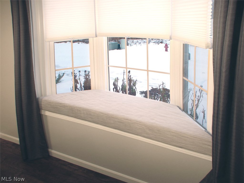 Emerald Lake Reserve Condo Ph 01a - Residential