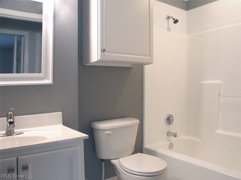 Emerald Lake Reserve Condo Ph 01a - Residential