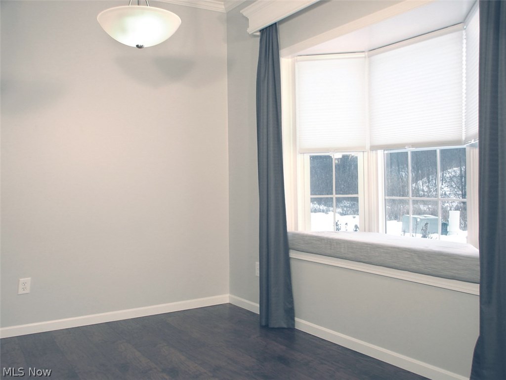 Emerald Lake Reserve Condo Ph 01a - Residential