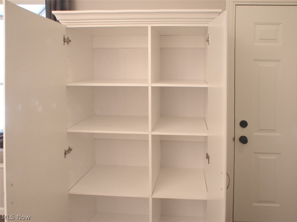 Emerald Lake Reserve Condo Ph 01a - Residential