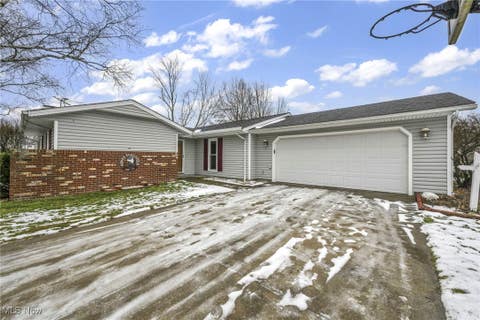 Photo for 132 Mount Vernon Court