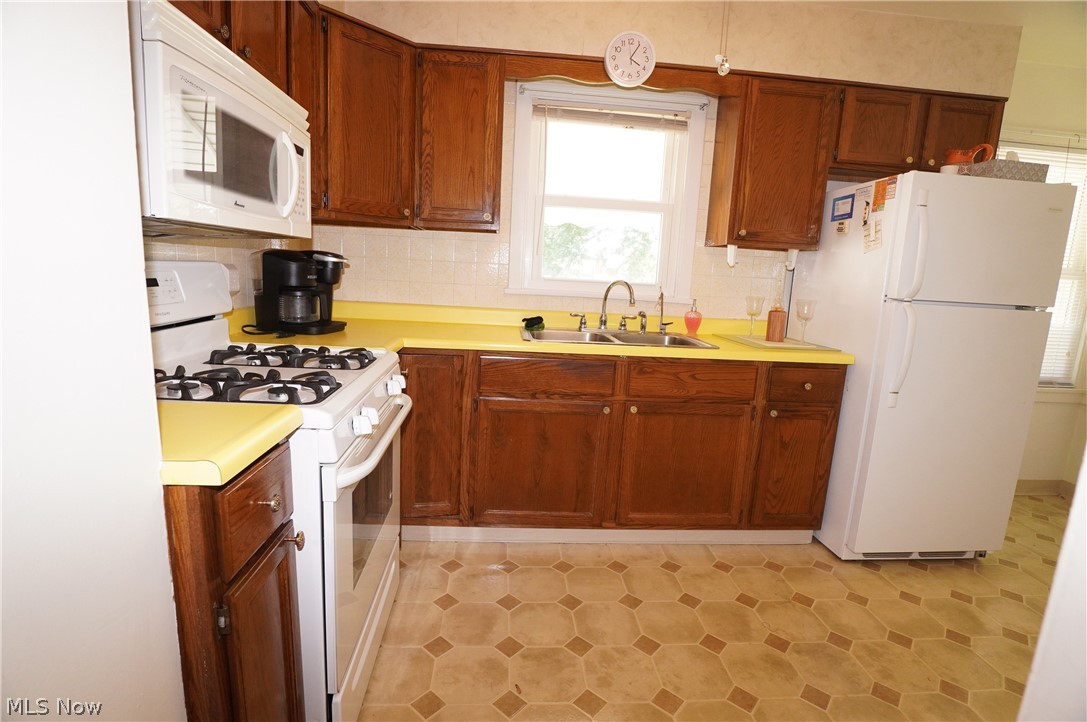 Greater Yo Manor 2 - Residential