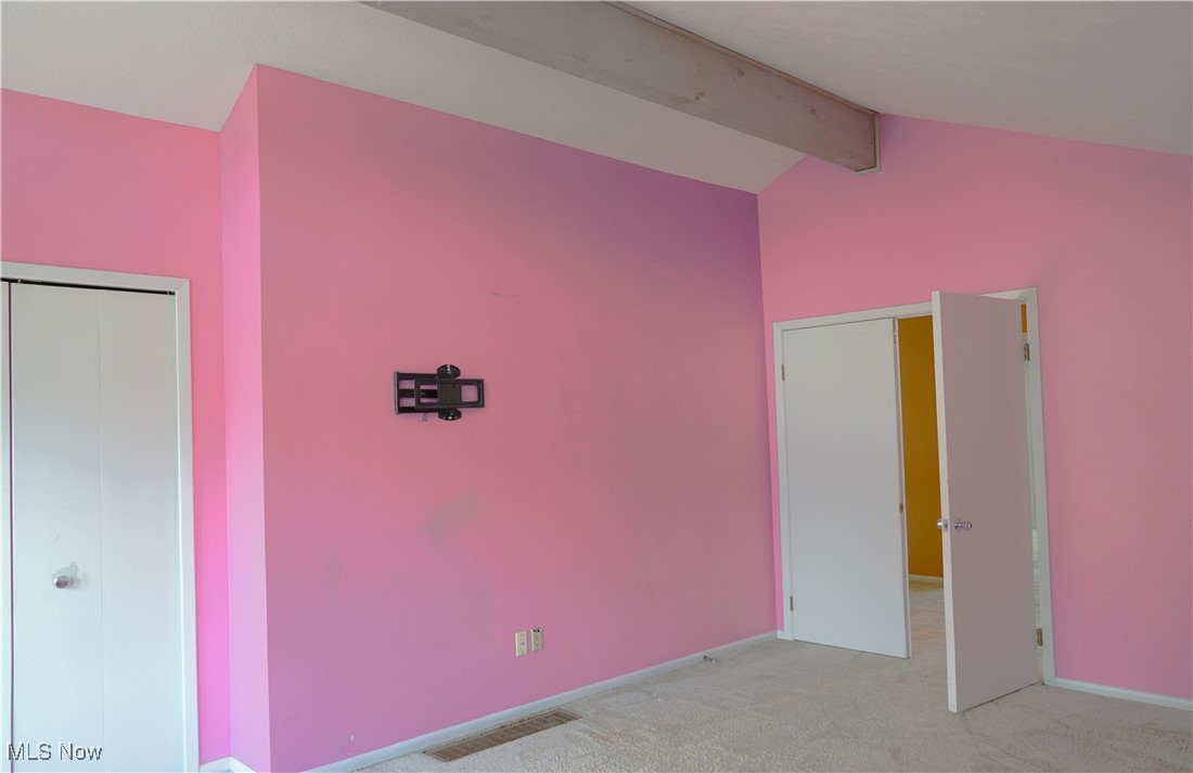 250 Laurel Circle #13, Aurora, Ohio image 7