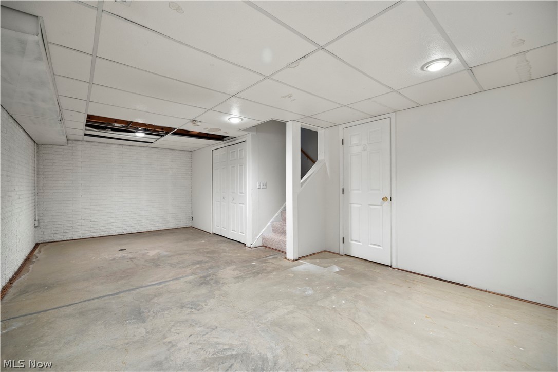 Lakeside Vill - Residential