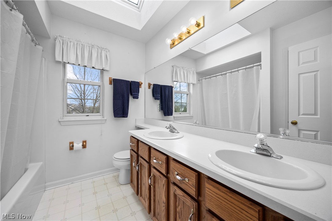 Lakeside Vill - Residential