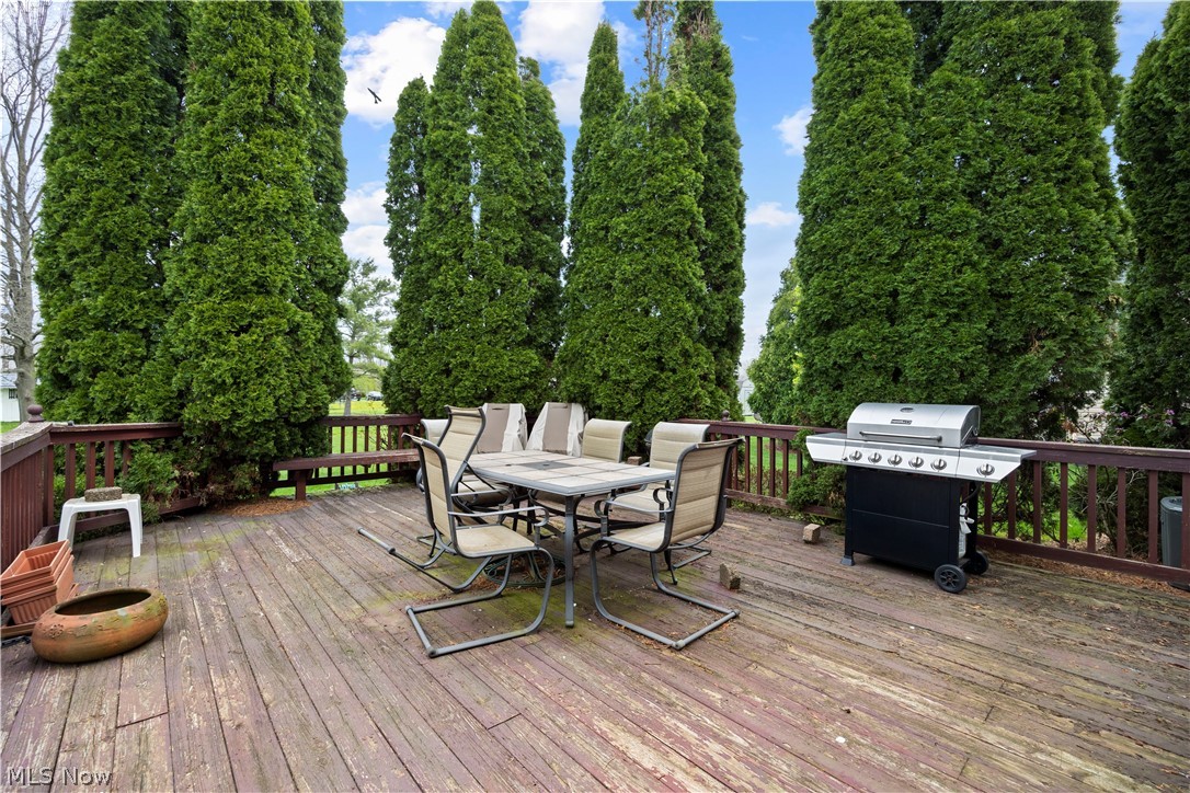 Lakeside Vill - Residential