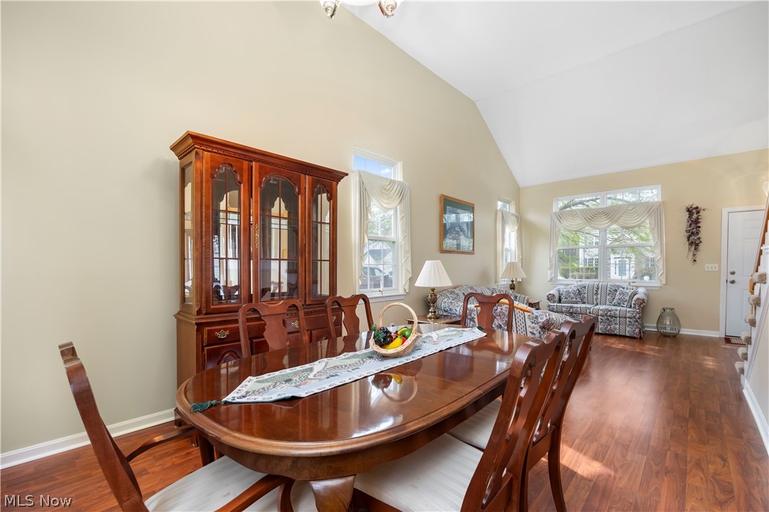 Lakeside Vill - Residential