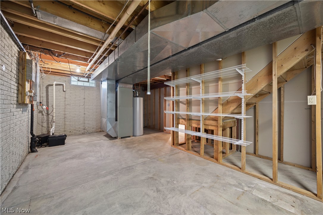 Lakeside Vill - Residential