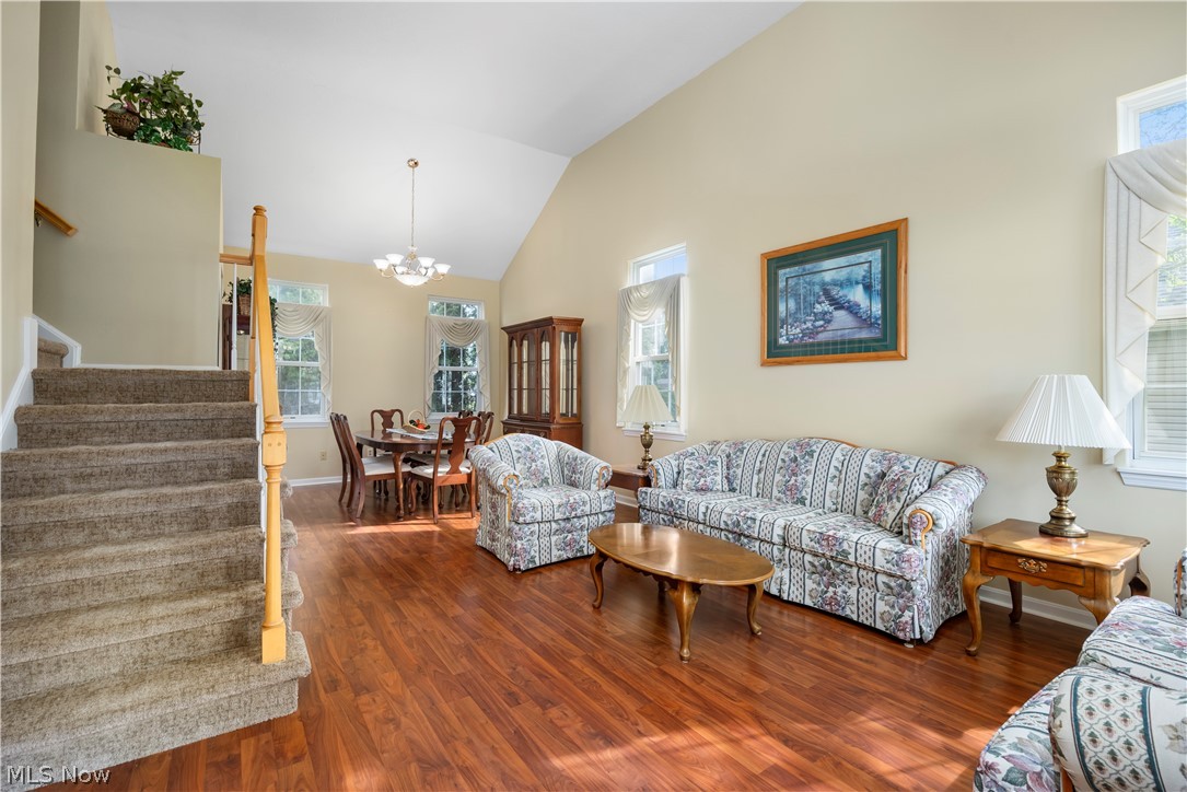 Lakeside Vill - Residential