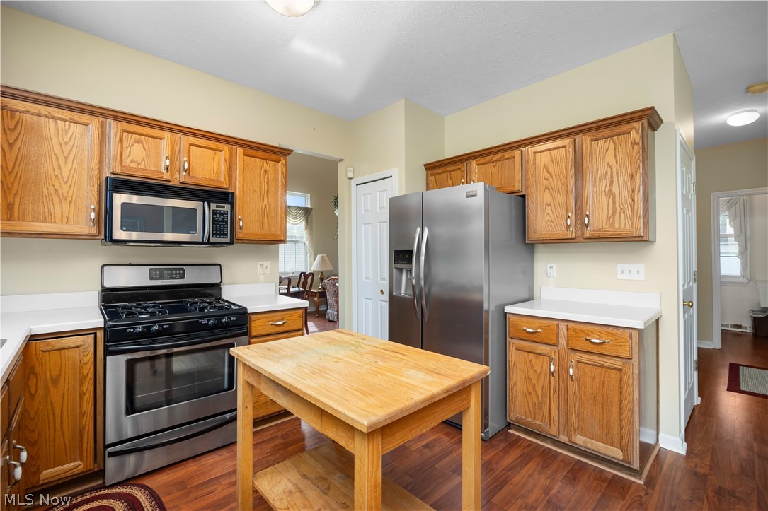 Lakeside Vill - Residential