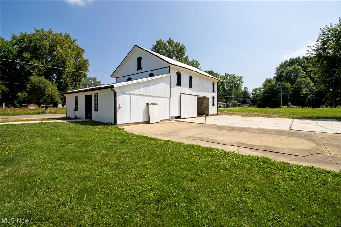 11349 Church Road, Orrville, Ohio image 36