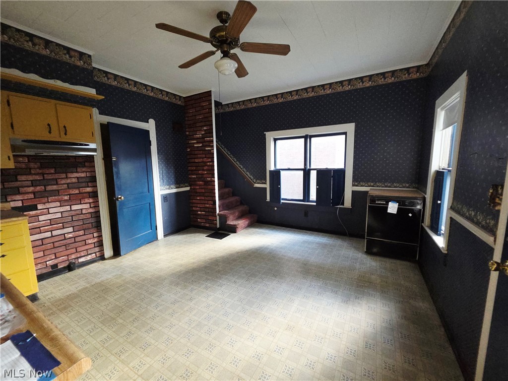 Wallaces Add 04 - Residential