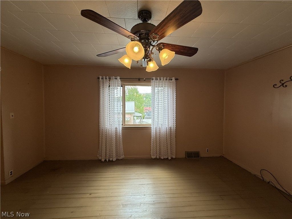 Photo of 309 7th Street, Toronto, OH 43964 (MLS # 5205402)