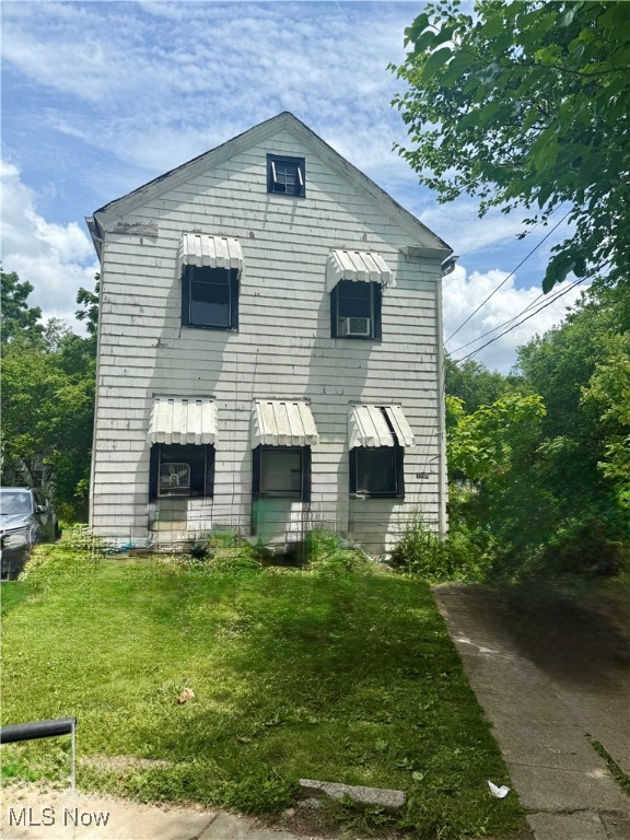 1176 E 61st Street