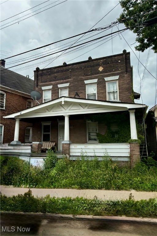 1176 E 61st Street