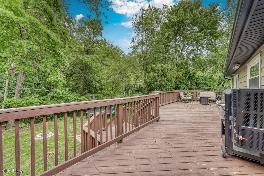 1070 Middlecoff Drive, Akron, Ohio image 41