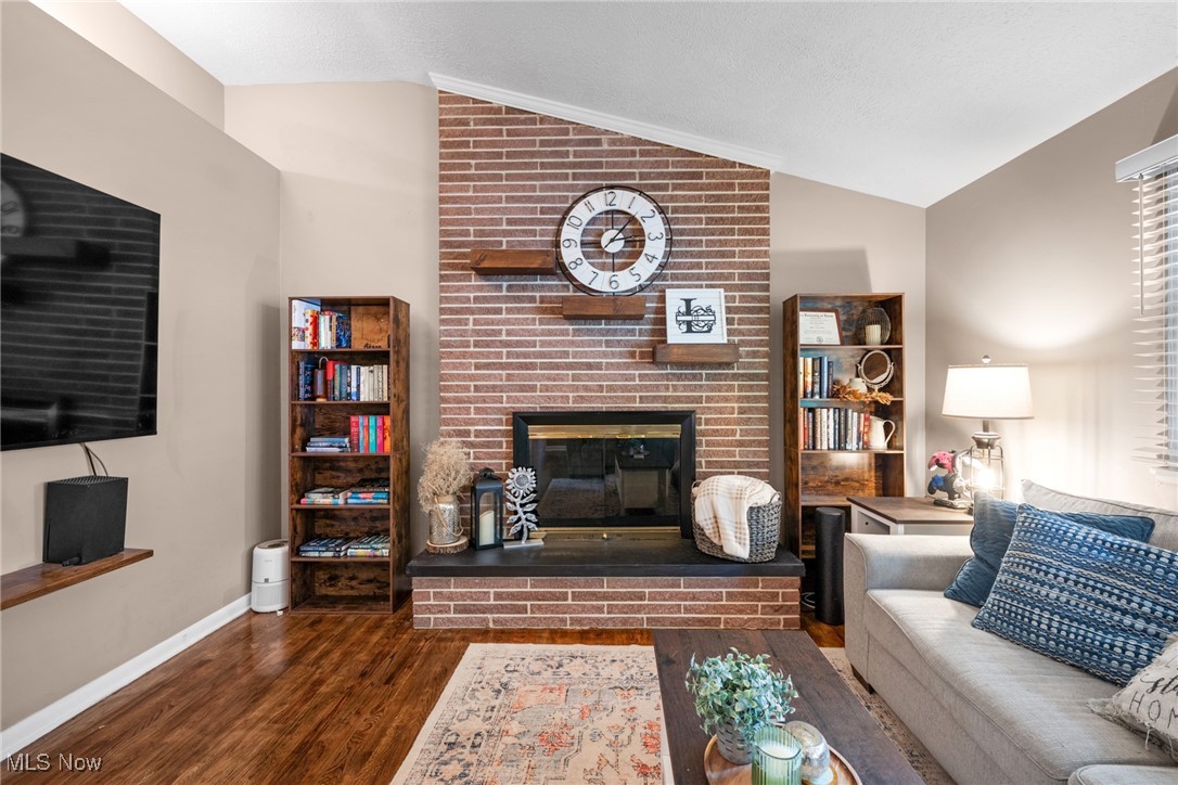 1070 Middlecoff Drive, Akron, Ohio image 9