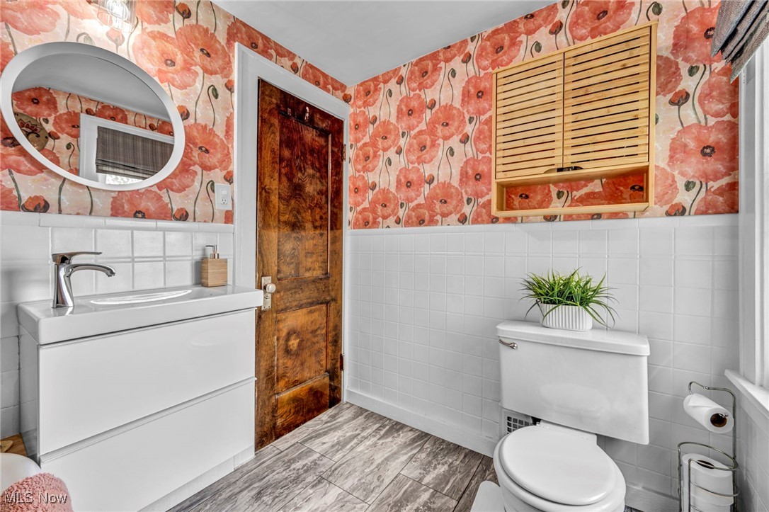 Broadfield - Residential