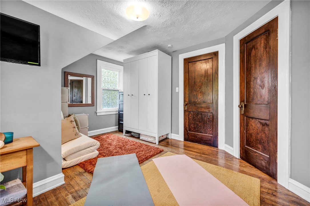 Broadfield - Residential